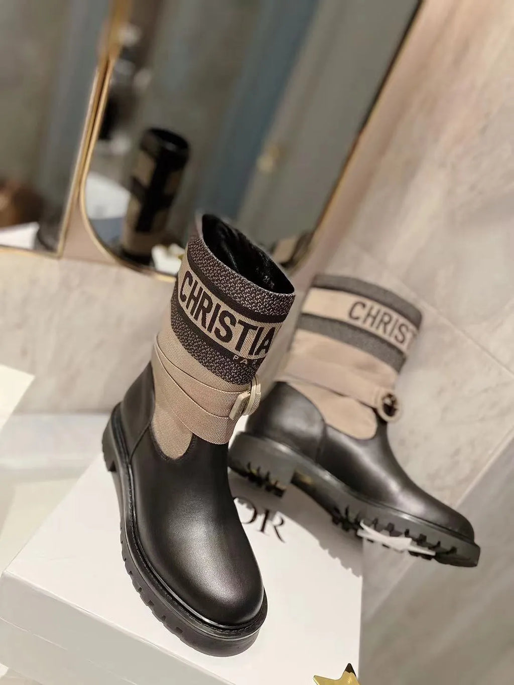 Women Short Boots 3cm Heels V2891