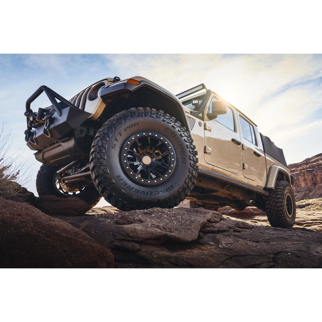 All-Season LT285/65R18 125Q Tire Q37462