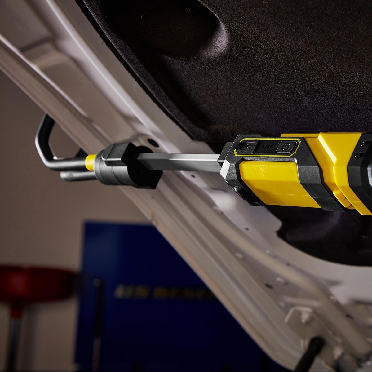 2000 Lumen Foldable Underhood Light H15583