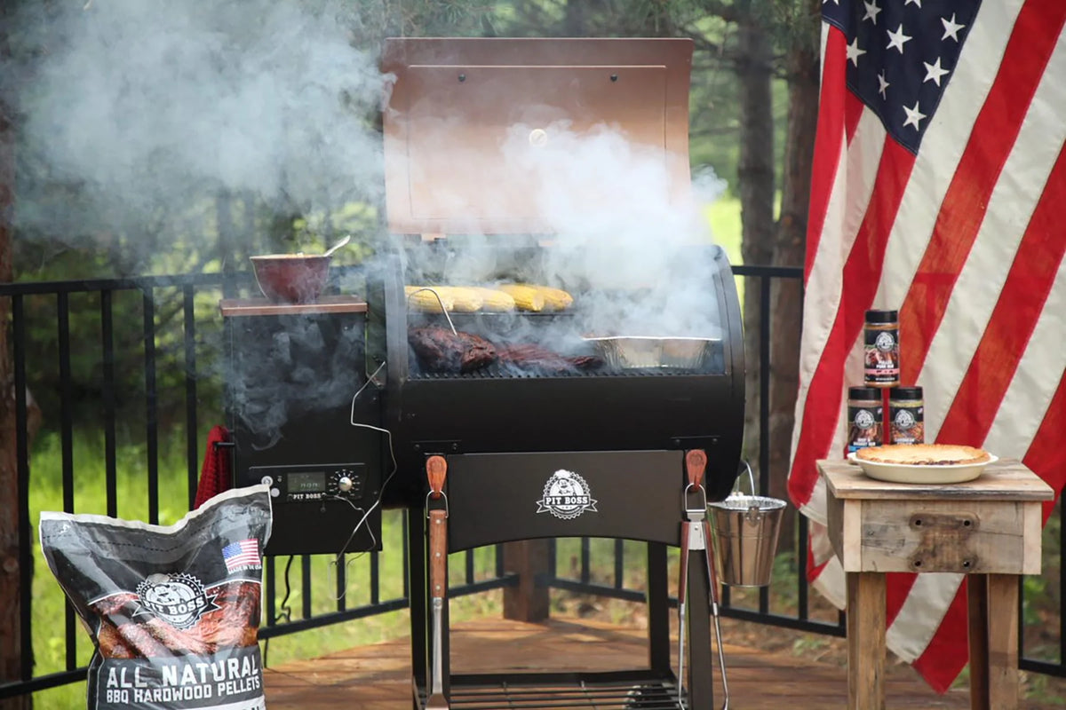 Wood Fired Pellet Grill with Flamebroiler Z810