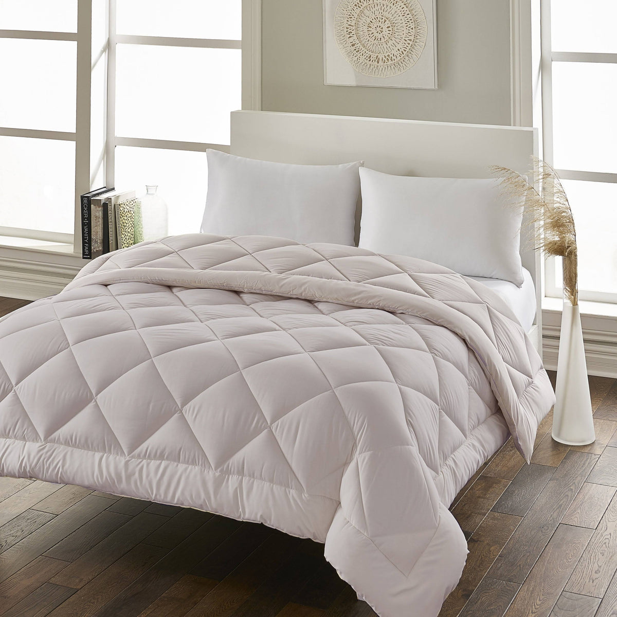 Lavender Down Alternative Comforter King Cal King O763609