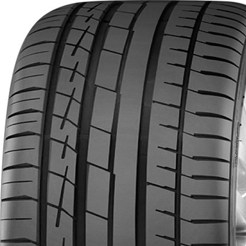 245/60R18 105V Performance Tire Y9585