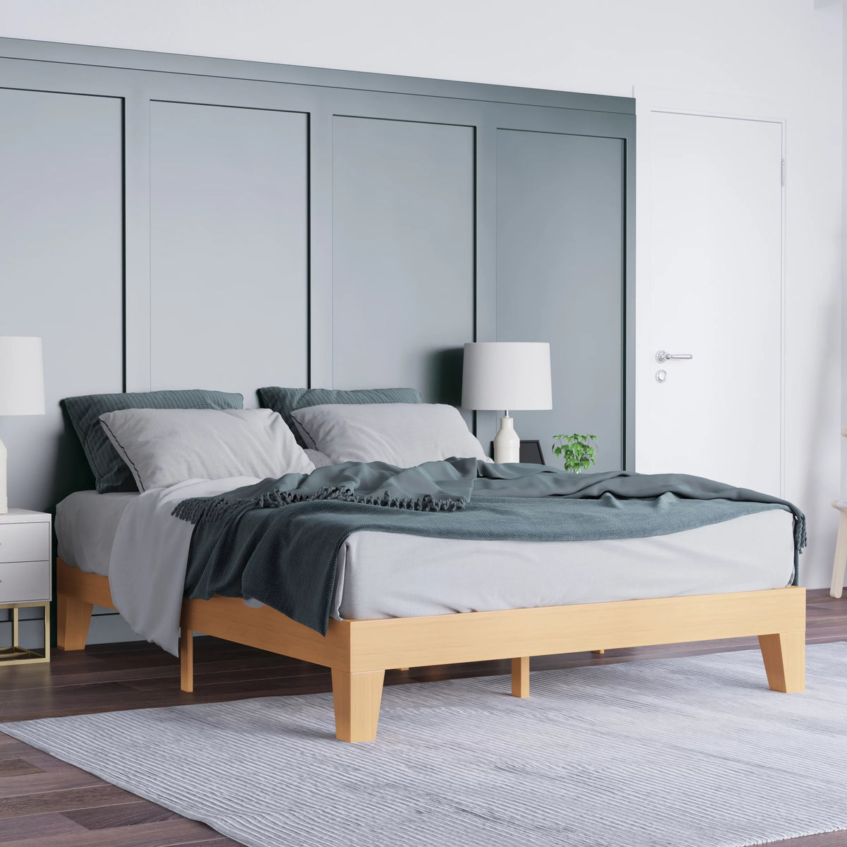 Queen Size Wooden Platform Bed with Pine Finish J432567