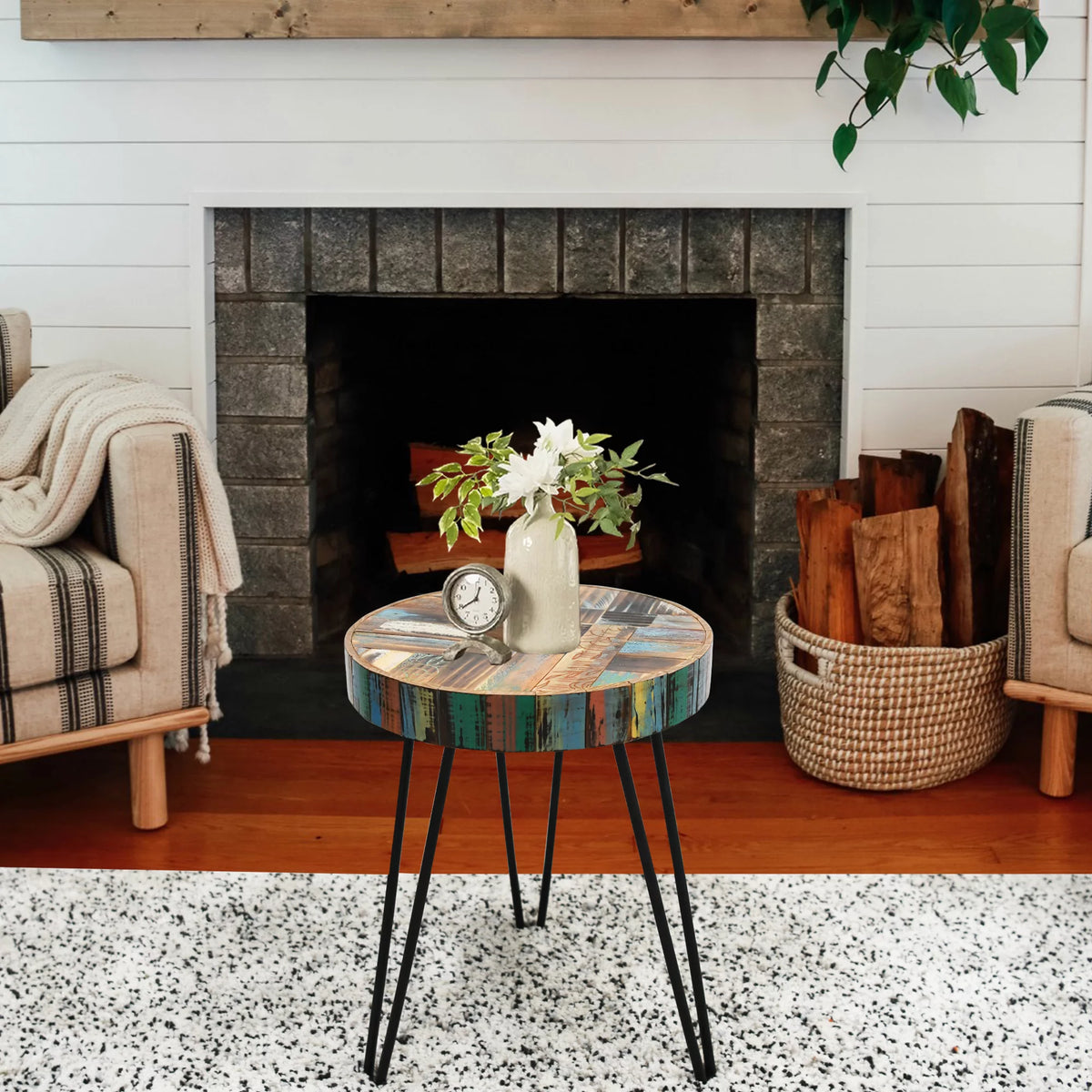 Reclaimed Wood Round Table A213