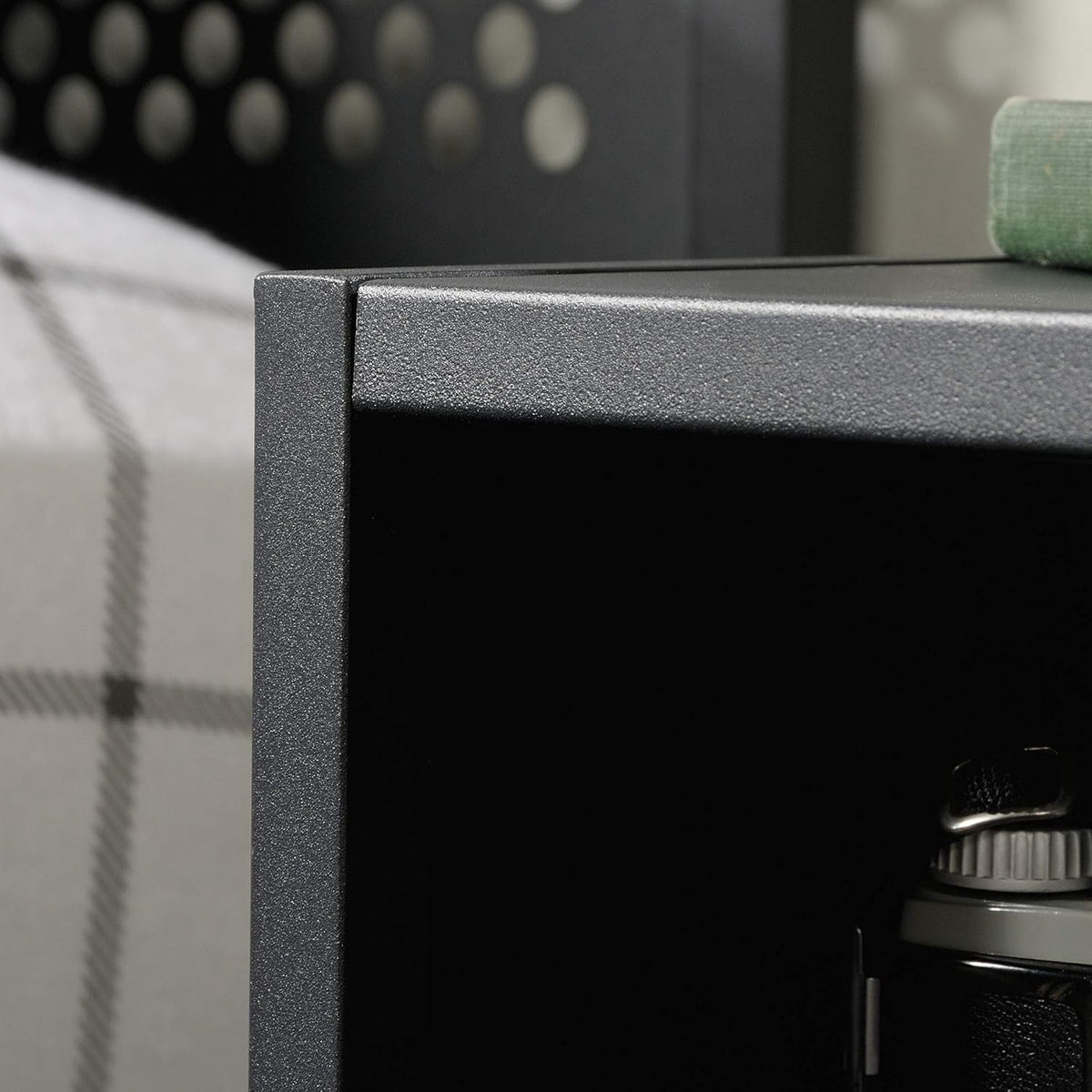 Black Night Stand X430