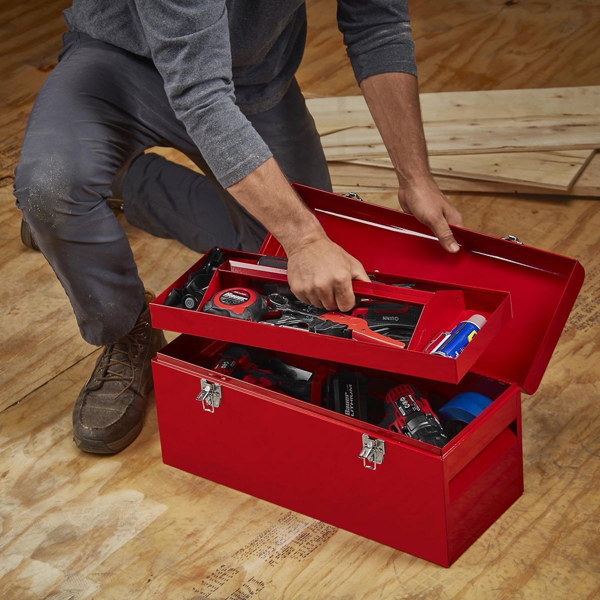 21 in. Steel Toolbox D19766