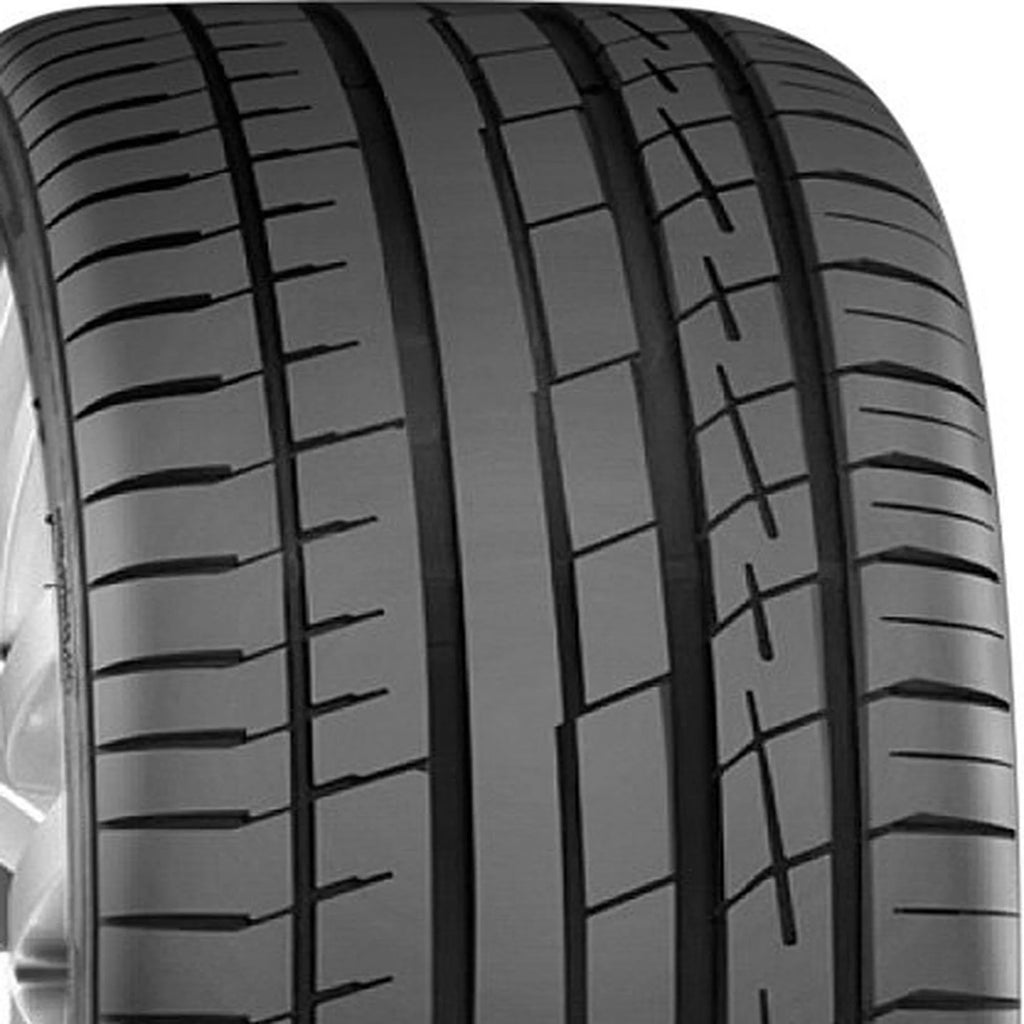 245/60R18 105V Performance Tire Y9585