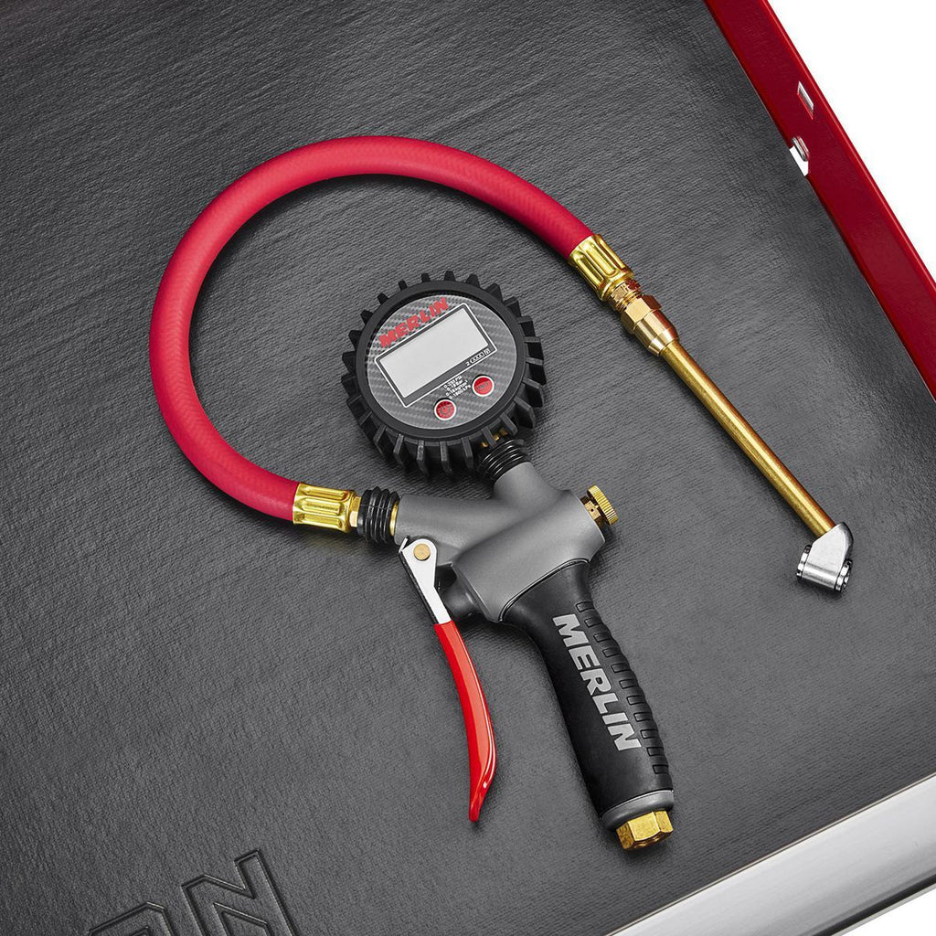 Pistol Grip Inflator with Digital Gauge L91192