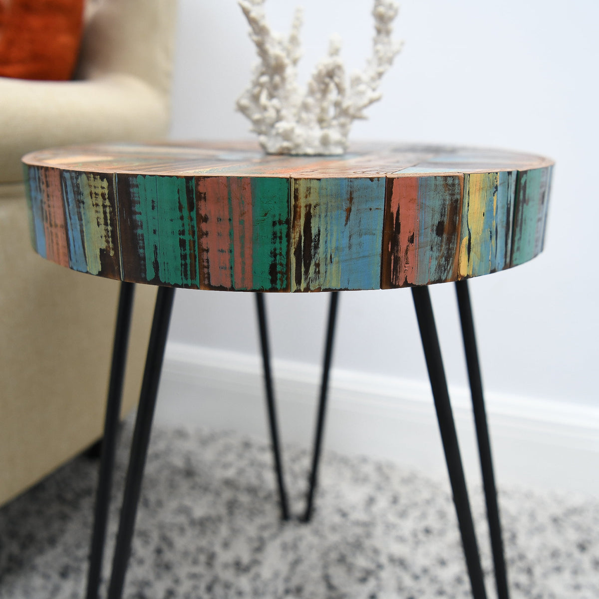 Reclaimed Wood Round Table A213