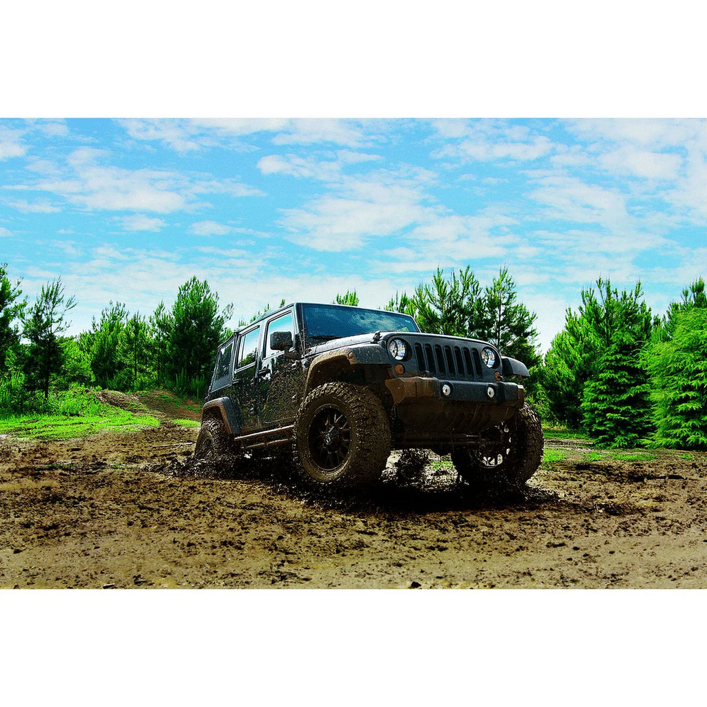 All-Season LT285/65R18 125Q Tire Q37462